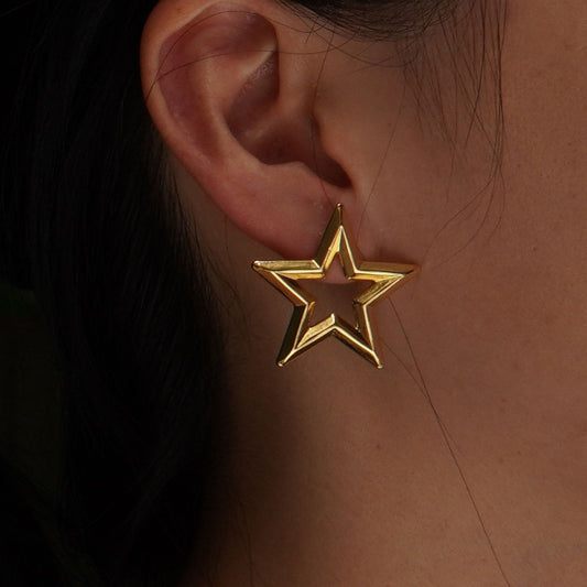 Aretes Estrella Hueca