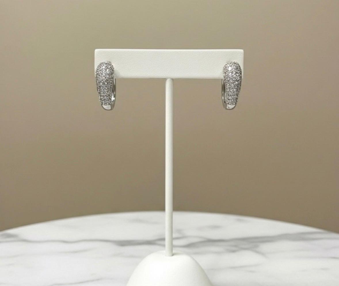 Arracadas Asimetrica Zirconia Dorada y Plateada