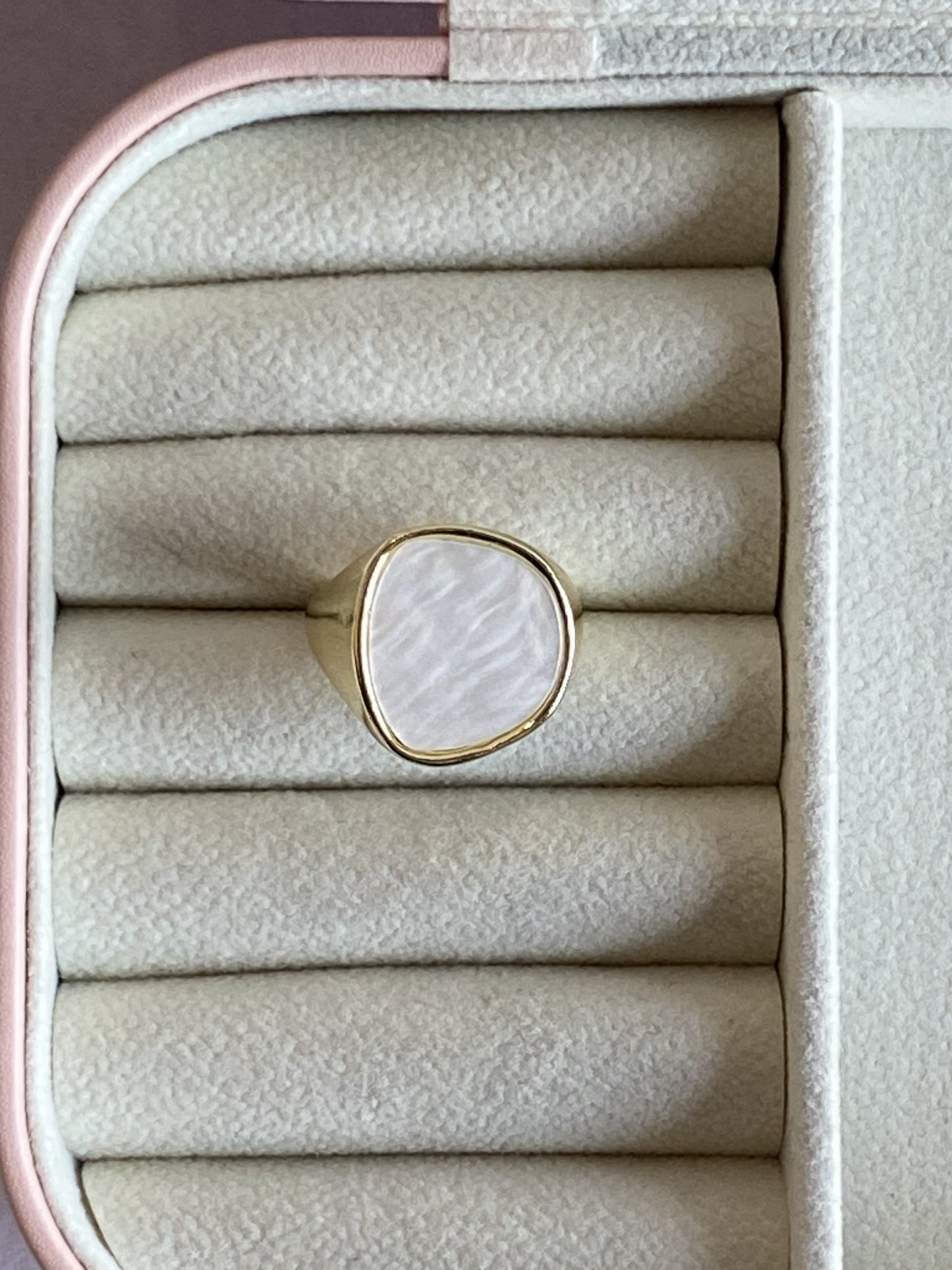 Anillo Madre Perla