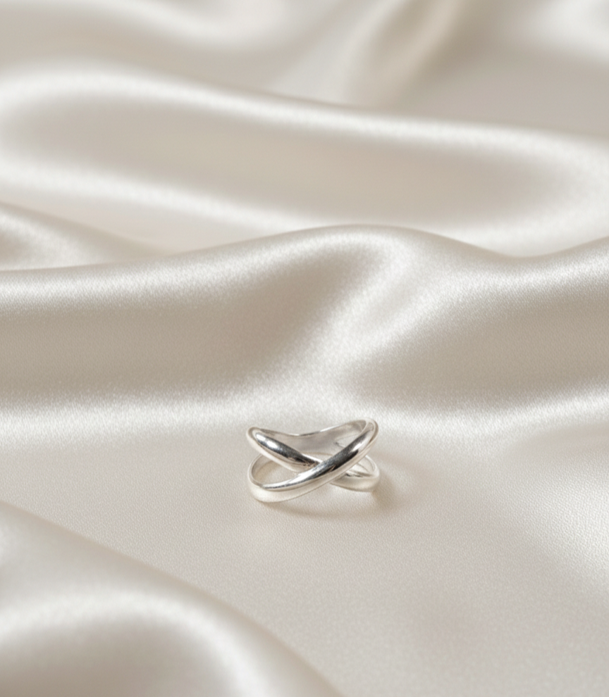 Anillo Cruz Delgado