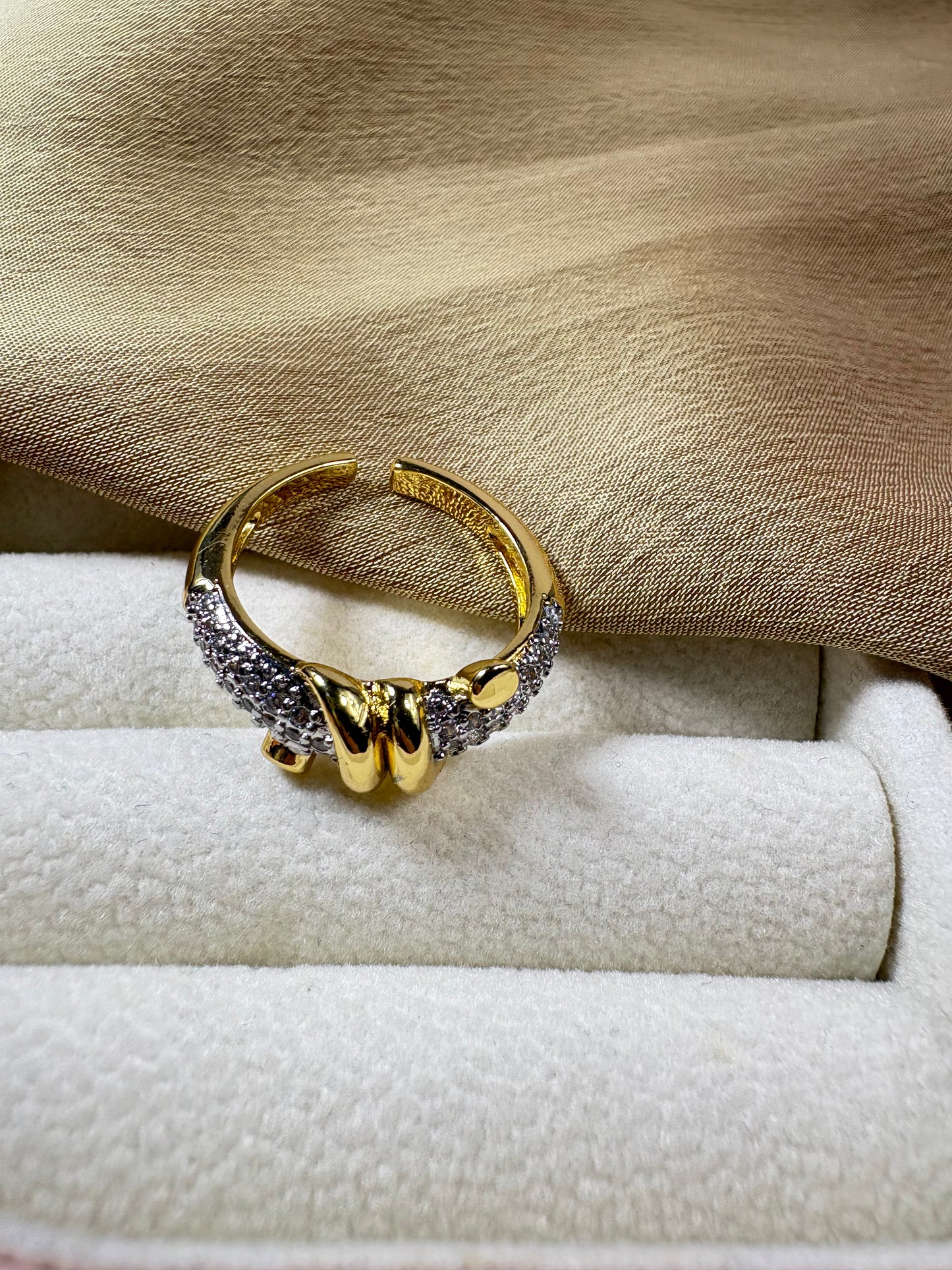 Anillo Nudo