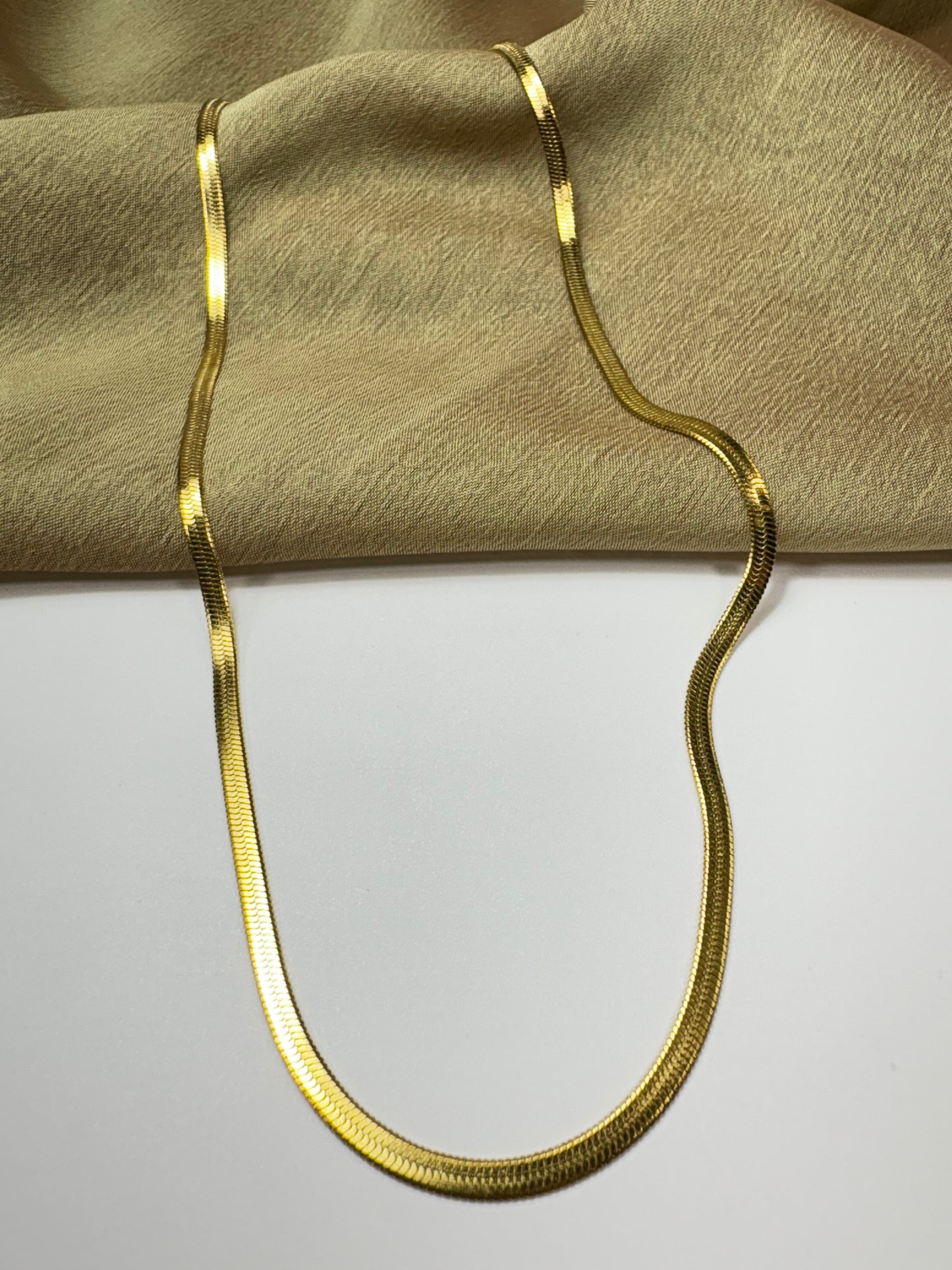 Collar Plano Dorado y Plateado 45cm